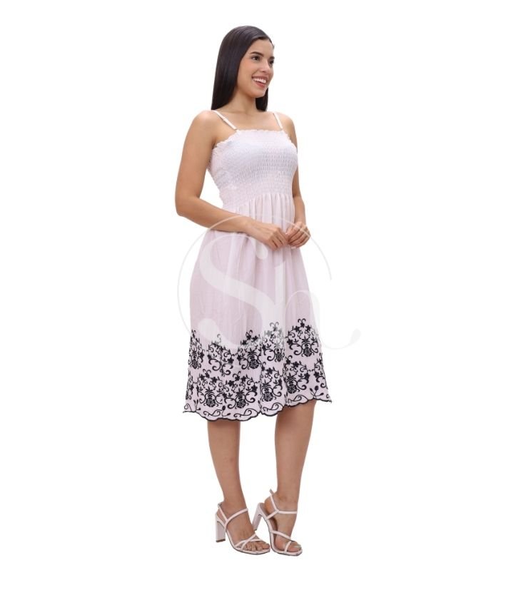 Sugerencia: VESTIDO