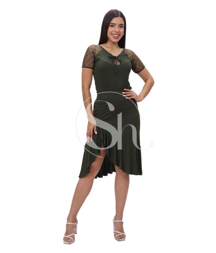 Sugerencia: CONJUNTO FALDA /BLUSA